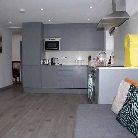 Spacious Modern 2 Bed Flat In City Centre Reading Kültér fotó