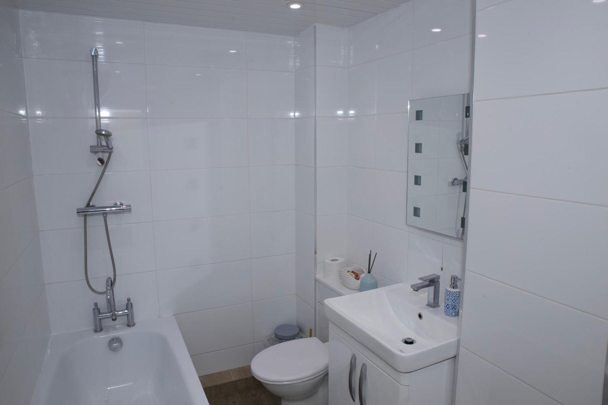 Spacious Modern 2 Bed Flat In City Centre Reading Kültér fotó